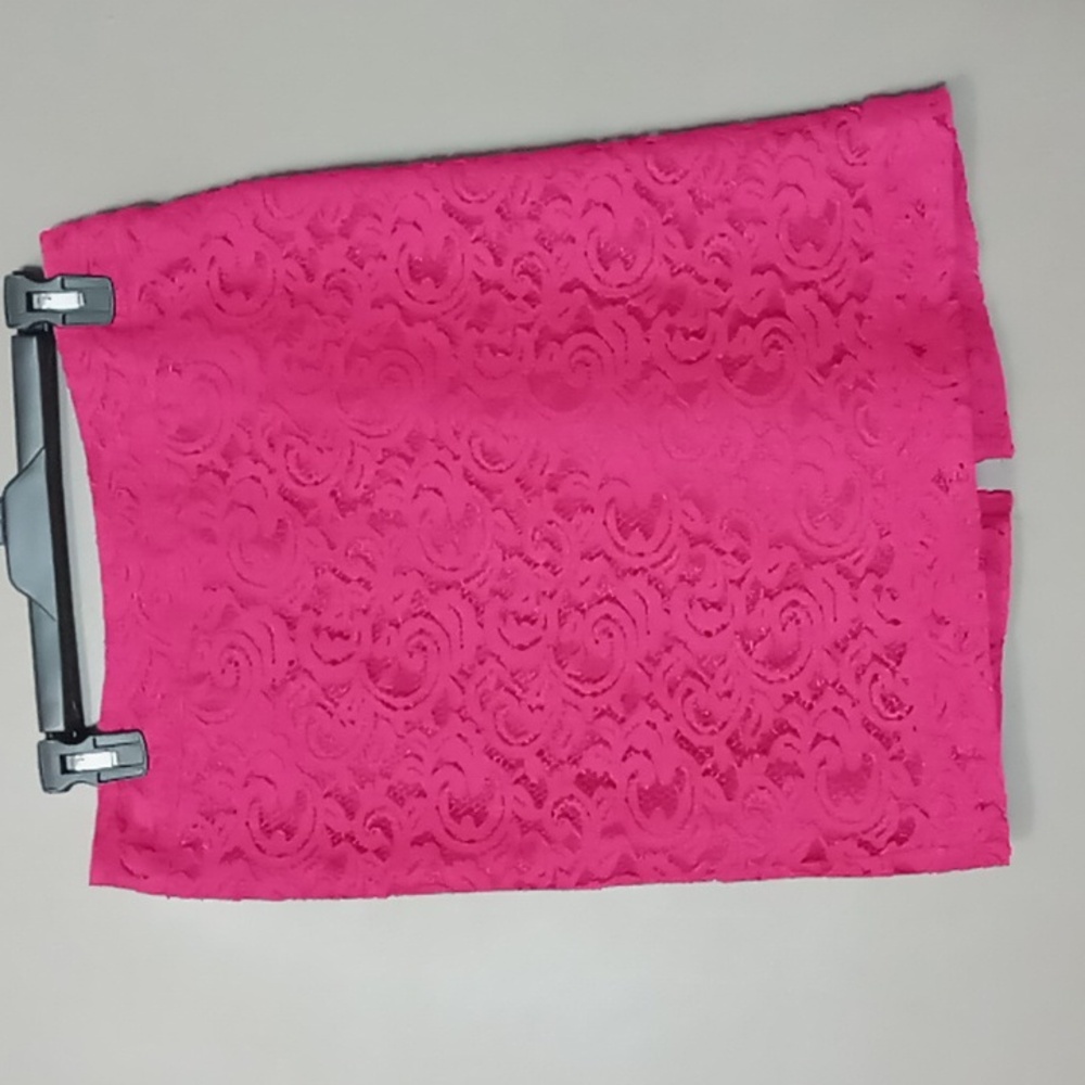 Merona Magenta Lace Lined Skirt Size 4 *Flaw (See Description)